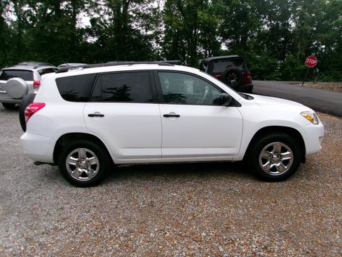 Used 2012 Toyota RAV4 4WD w/ Value Pkg image 7