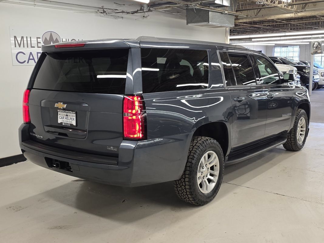 Used 2019 Chevrolet Suburban LT AWD/4WD image 7