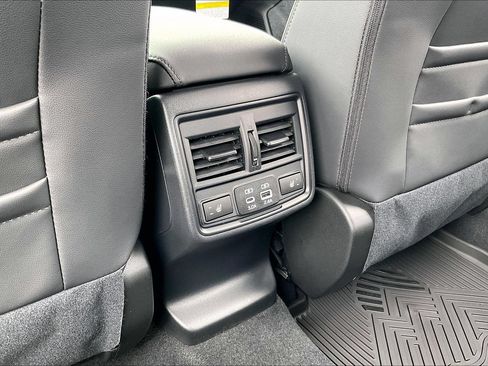 New 2026 Subaru Outback Limited AWD/4WD image 25
