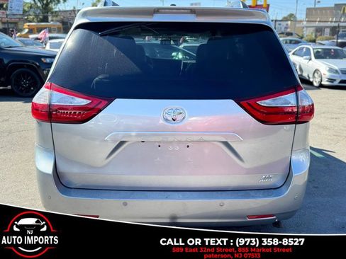 Used 2016 Toyota Sienna XLE Premium image 8