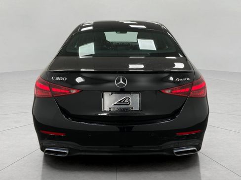 Used 2023 Mercedes-Benz C 300 4MATIC Sedan image 4