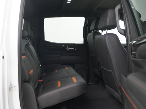 Used 2024 GMC Sierra 1500 AT4 AWD/4WD image 12