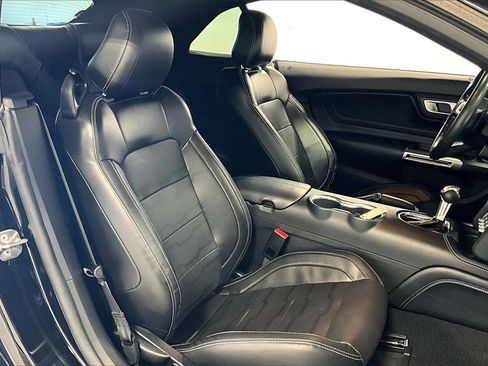 Used 2021 Ford Mustang GT Premium w/ Equipment Group 401A image 10