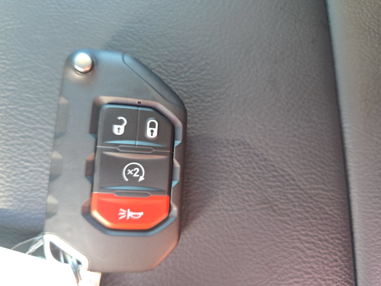 New 2026 Jeep Wrangler Unlimited Sahara AWD/4WD image 12