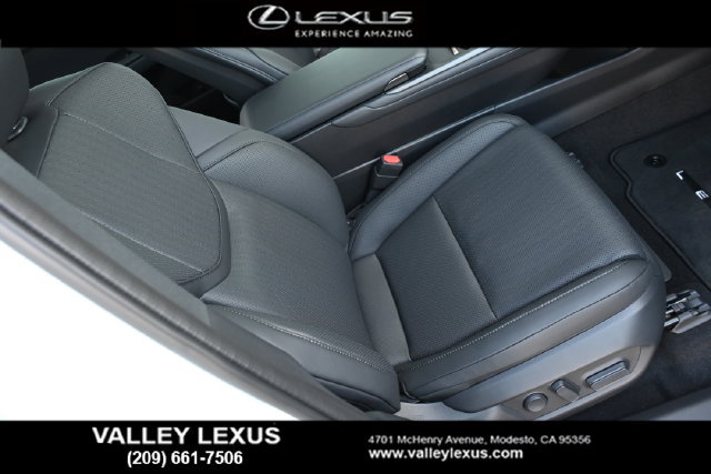 New 2026 Lexus ES 350e w/ Convenience Package FWD image 21