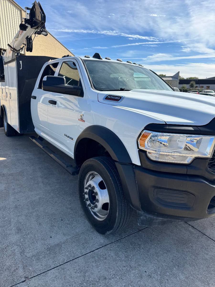Used 2022 RAM 5500 Tradesman w/ Max Tow Package AWD/4WD image 4