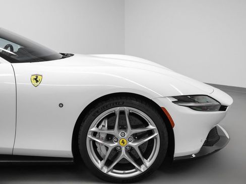 Certified 2023 Ferrari Roma image 12