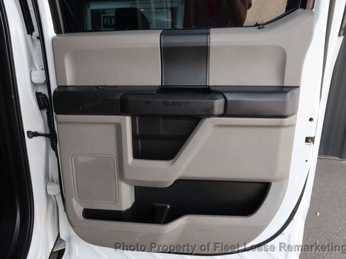 Used 2018 Ford F250 XL w/ Power Equipment Group AWD/4WD image 38