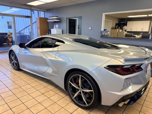 Used 2022 Chevrolet Corvette Stingray Preferred Cpe w/ Battery Protection Package image 6