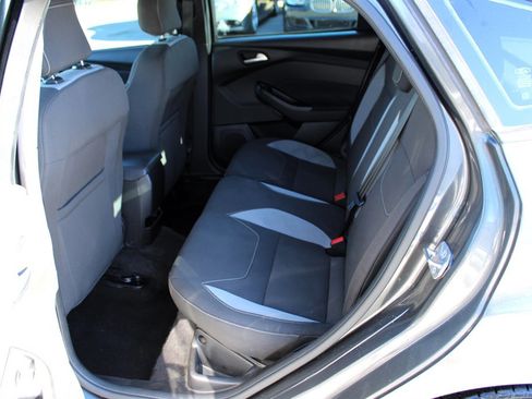 Used 2018 Ford Focus ST image 21