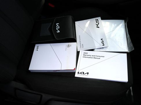 Used 2022 Kia K5 LXS image 45
