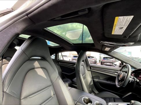 Used 2022 Porsche Panamera Turbo S image 23