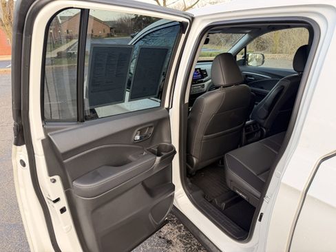 Used 2021 Honda Ridgeline RTL-E image 12