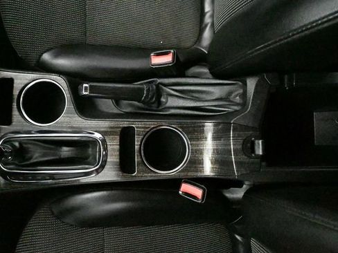 Used 2016 Chevrolet Malibu LT w/ Power Convenience Package image 32