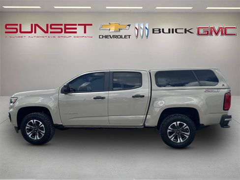 Certified 2022 Chevrolet Colorado Z71 w/ LPO, Power Package AWD/4WD image 39