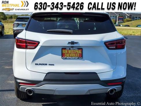 New 2025 Chevrolet Blazer LT w/ Midnight/Sport Edition image 5