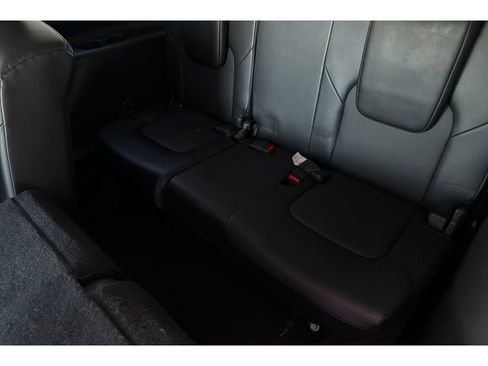 Used 2021 Nissan Armada SV w/ SV Appearance Package RWD image 17