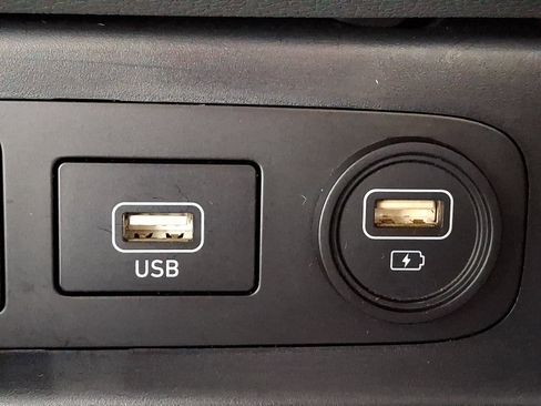 Certified 2024 Hyundai Elantra SEL image 24