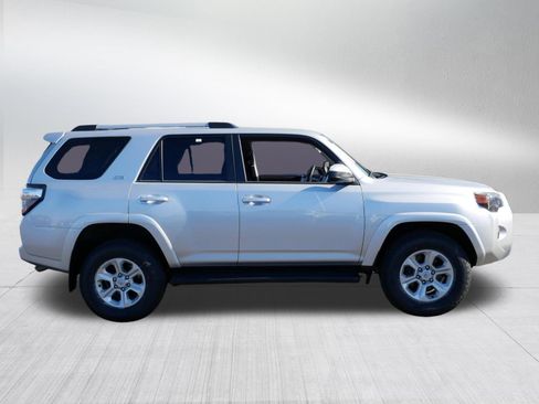 Certified 2024 Toyota 4Runner SR5 AWD/4WD image 8