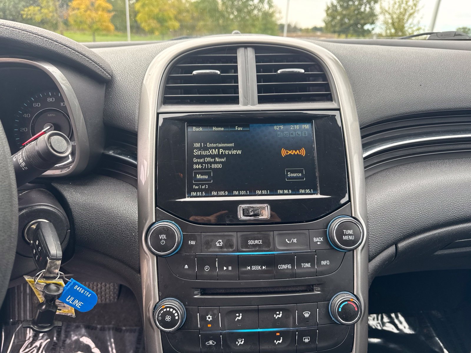 Used 2015 Chevrolet Malibu LT w/ Power Convenience Package FWD image 17