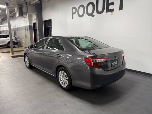 Used 2013 Toyota Camry LE FWD image 6