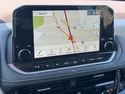 Used 2023 Nissan Rogue SL w/ SL Premium Package image 30