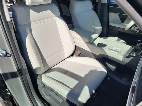 New 2026 Hyundai Santa Fe SE image 16