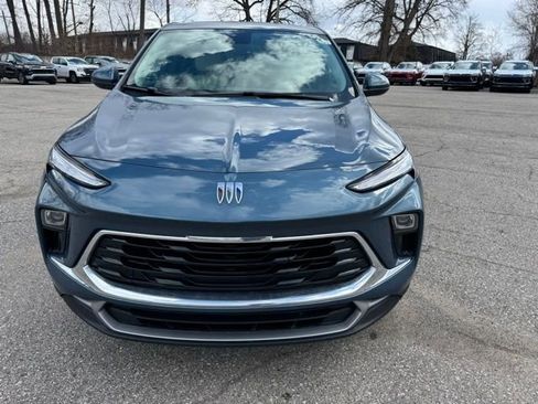 Used 2024 Buick Encore GX Preferred w/ Comfort Package image 3