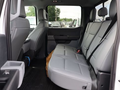 Used 2025 Ford F550 4x4 Crew Cab Super Duty image 10