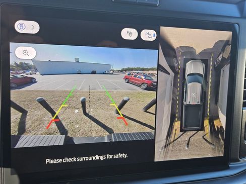 New 2026 Ford F250 Lariat w/ Black Appearance Package image 14