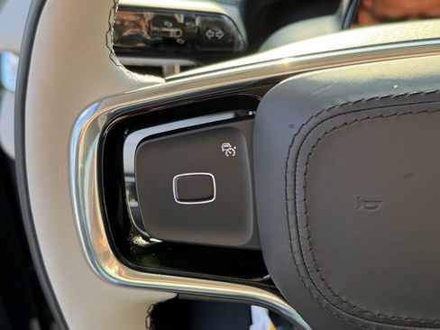 New 2026 Lincoln Navigator L Premier AWD/4WD image 20
