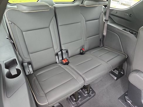 New 2026 GMC Yukon Elevation w/ Elevation Premium Package AWD/4WD image 12