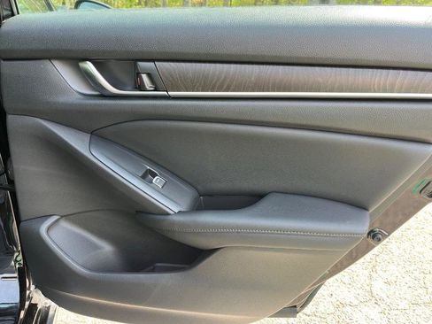 Used 2021 Honda Accord EX-L image 29