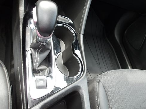 Used 2024 Buick Encore GX Preferred w/ Comfort Package AWD/4WD image 21