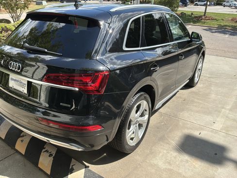 Used 2021 Audi Q5 2.0T Premium Plus w/ Premium Plus Package AWD/4WD image 10