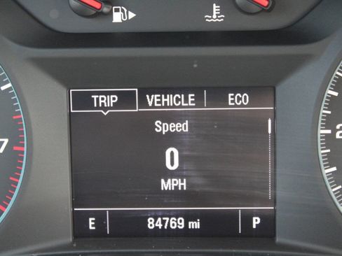 Used 2023 Chevrolet Malibu LT image 16