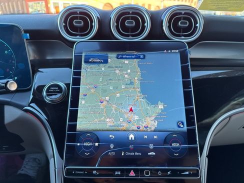 New 2026 Mercedes-Benz GLC 300 4MATIC image 29