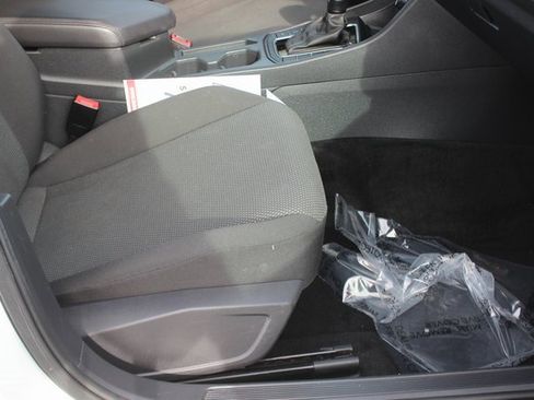 Used 2019 Volkswagen Jetta S w/ Driver Assistance Package image 28