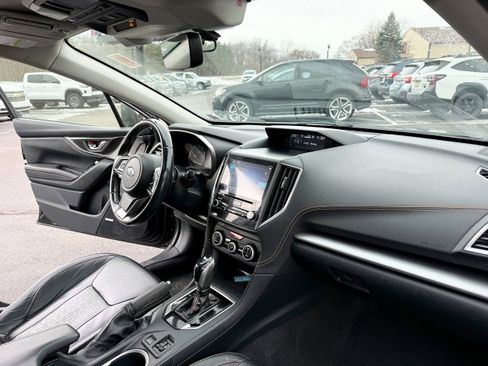 Used 2019 Subaru Crosstrek 2.0i Limited w/ Moonroof Package w/Navigation image 23