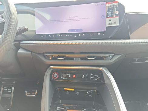 New 2026 Audi SQ5 Premium Plus image 18