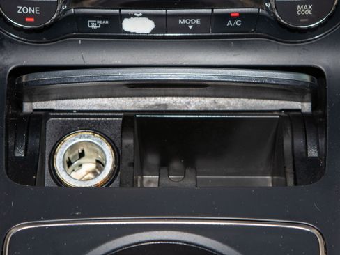 Used 2020 Mercedes-Benz GLA 250 w/ Multimedia Package image 24