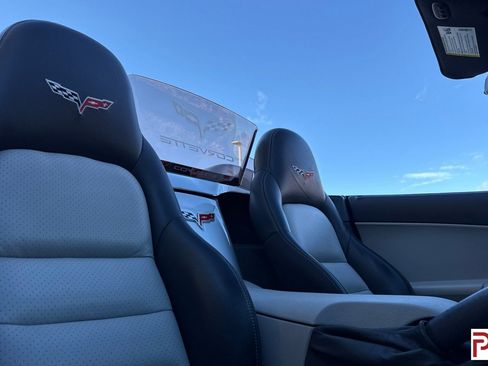 Used 2007 Chevrolet Corvette Convertible w/ Preferred Equipment Group image 18