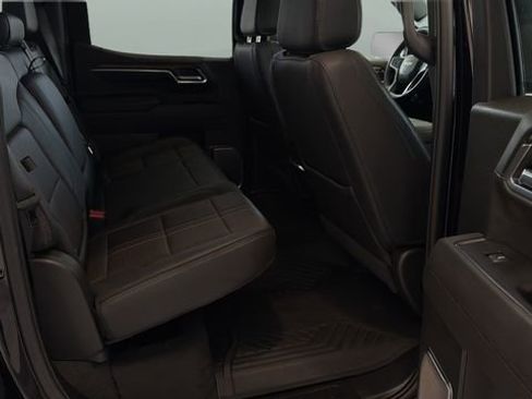 Used 2025 Chevrolet Silverado 1500 High Country w/ Technology Package image 28