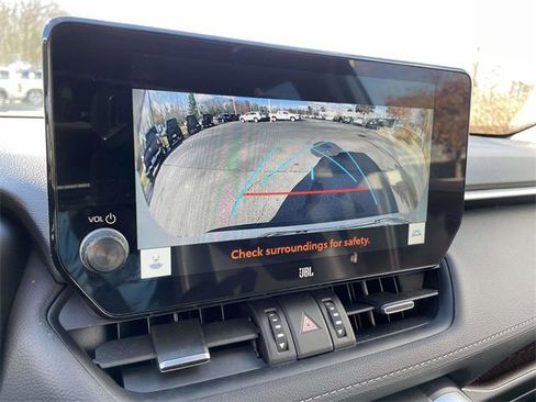 Used 2023 Toyota RAV4 Limited image 30