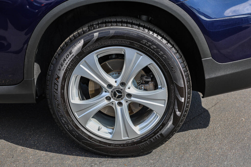 Used 2018 Mercedes-Benz GLC 300 4MATIC image 28