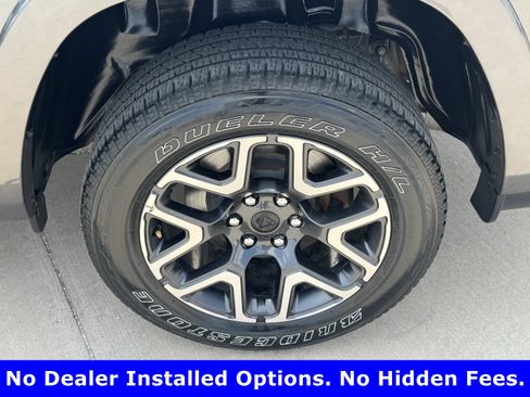 Used 2025 RAM 1500 Laramie w/ Sport Appearance Package AWD/4WD image 10