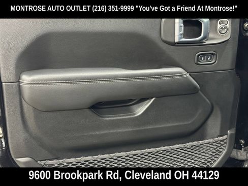 Used 2021 Jeep Wrangler Unlimited Sahara w/ Uconnect 4C Nav & Sound Group AWD/4WD image 14