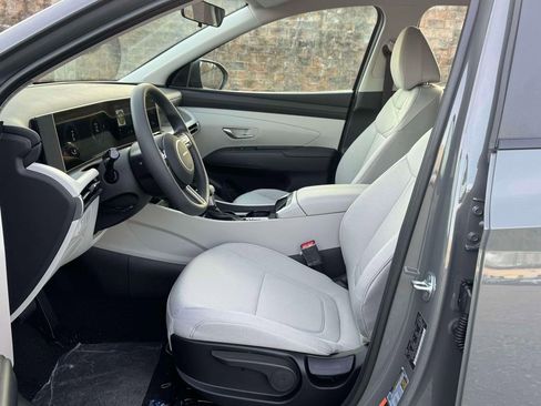 New 2026 Hyundai Tucson SE image 14
