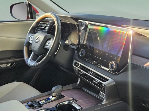 Used 2025 Lexus RX 350 Premium Plus w/ Accessory Package (Z1) FWD image 29