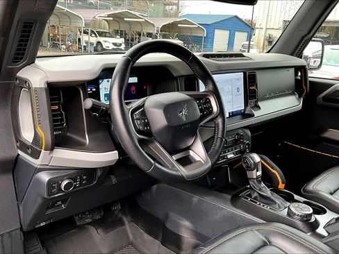 Used 2021 Ford Bronco Badlands image 17